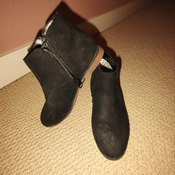 Girl's Ankle Boots - Picture 2 of 4